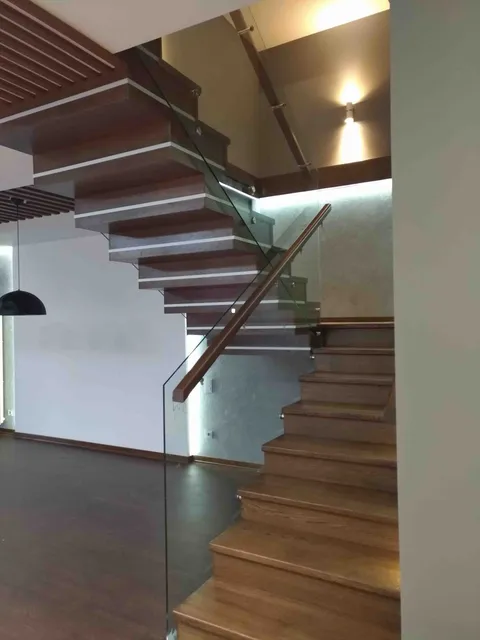 K3 Craft custom wooden staircases photo 13