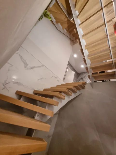K3 Craft custom wooden staircases photo 6