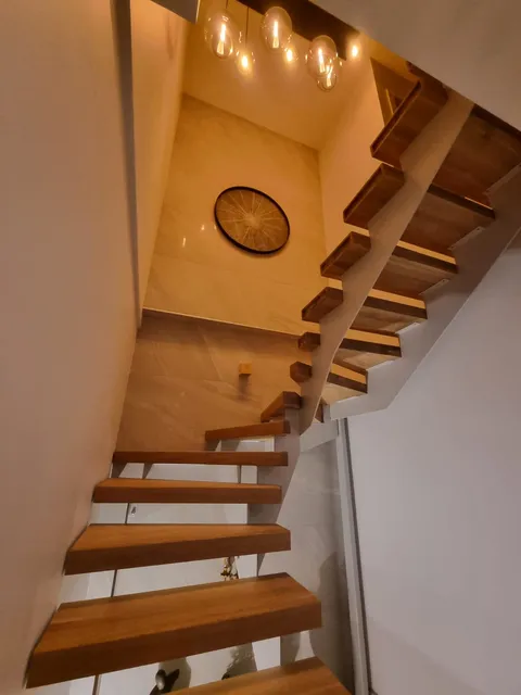 K3 Craft custom wooden staircases photo 5